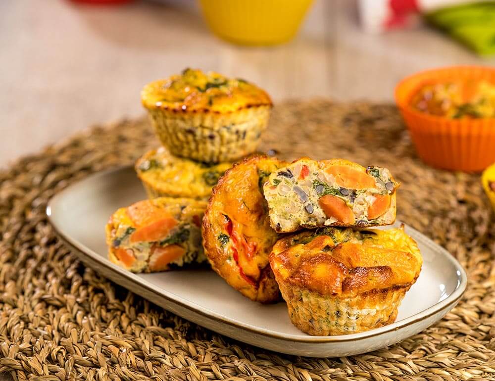 Mini Tarteletes de bacalhau, trigo sarraceno, brócolos e feijão