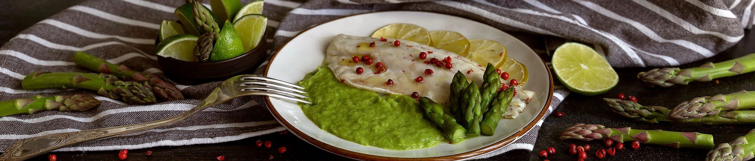Filetes de Robalo com Creme de Espargos